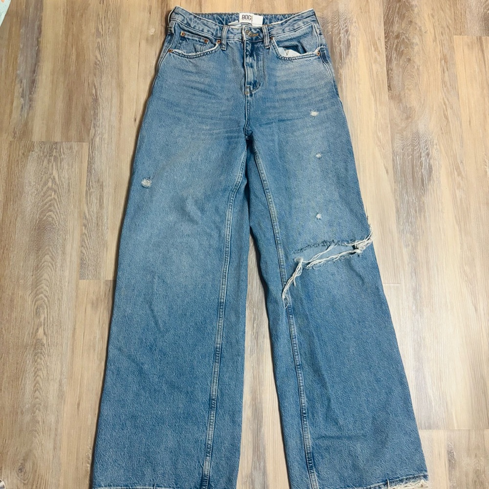 BDG Light Blue Wide-Leg Distressed Jeans